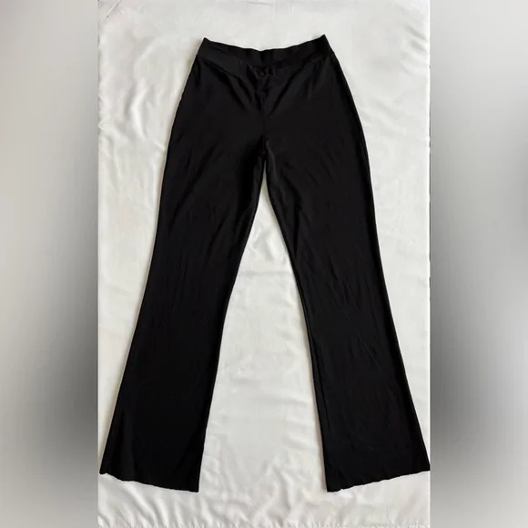 Motion Wear flare leggings / yoga pants / jazz pants (size S) - black - Picture 1 of 6